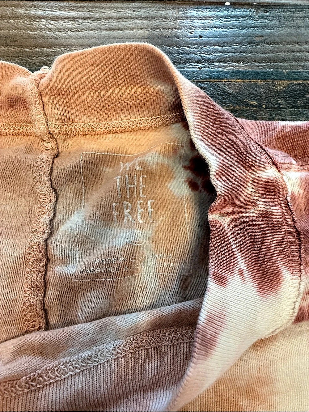 Free People We The Free Tie Dye Tee Burgundy  Size Medium 100% Cotton - Picture 5 of 6